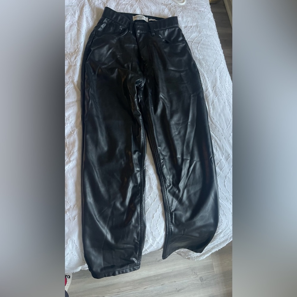 - Abercrombie CURVE LOVE vegan leather pants